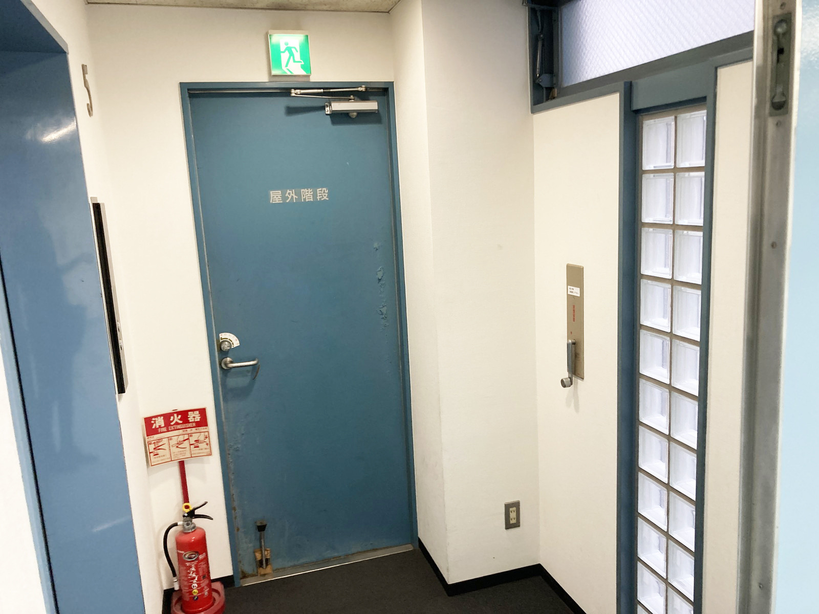 エレベーターホール