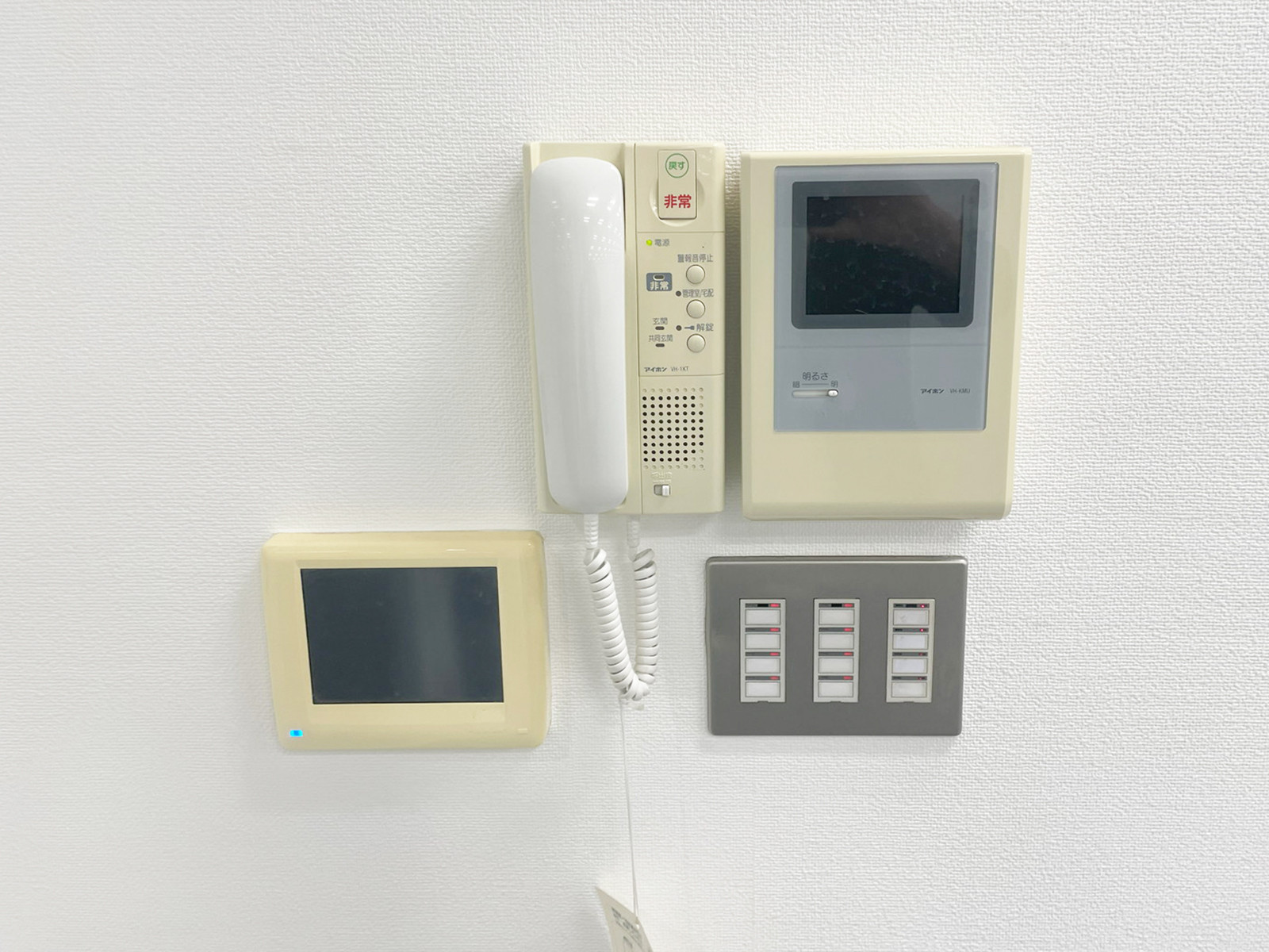 スイッチ類