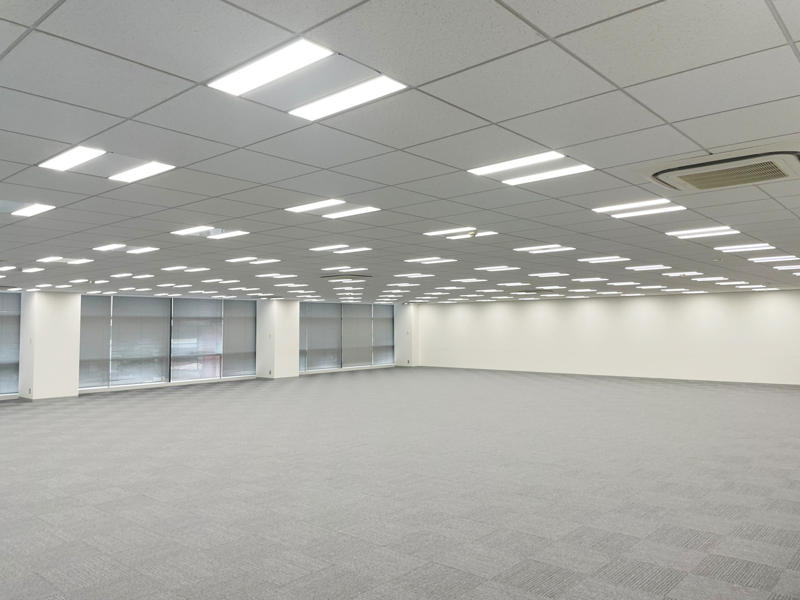 オフィス室内参考画像(2階・約130坪)
