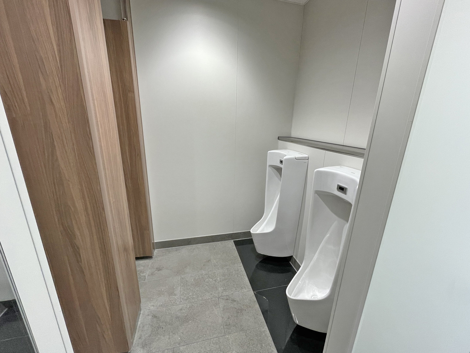 男性用トイレ
