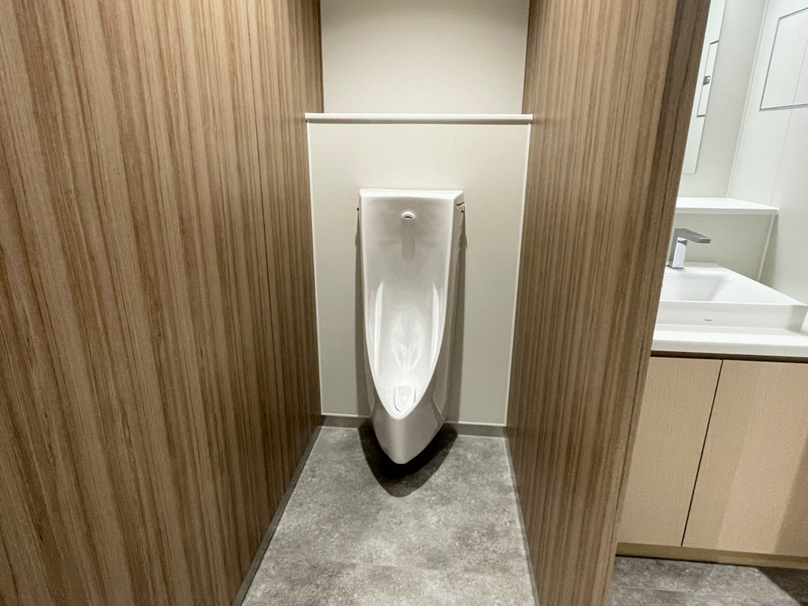 男性用トイレ