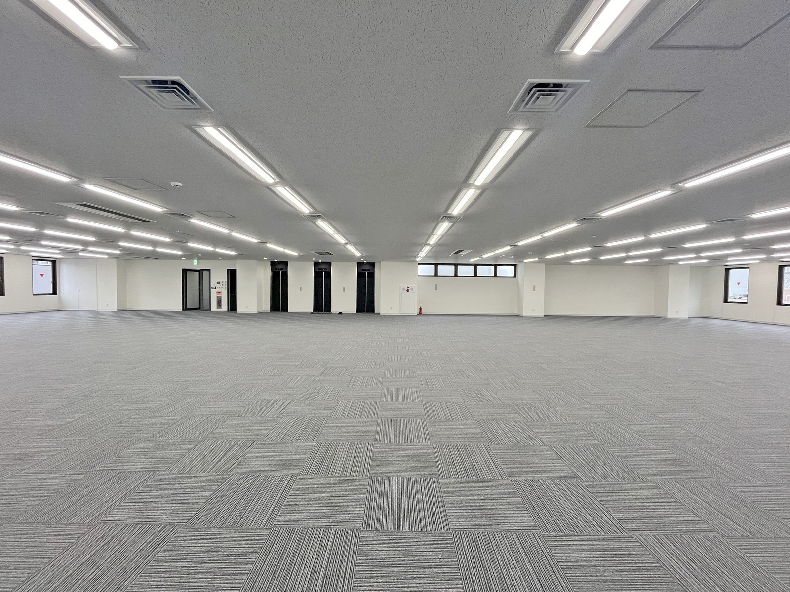 明るい室内