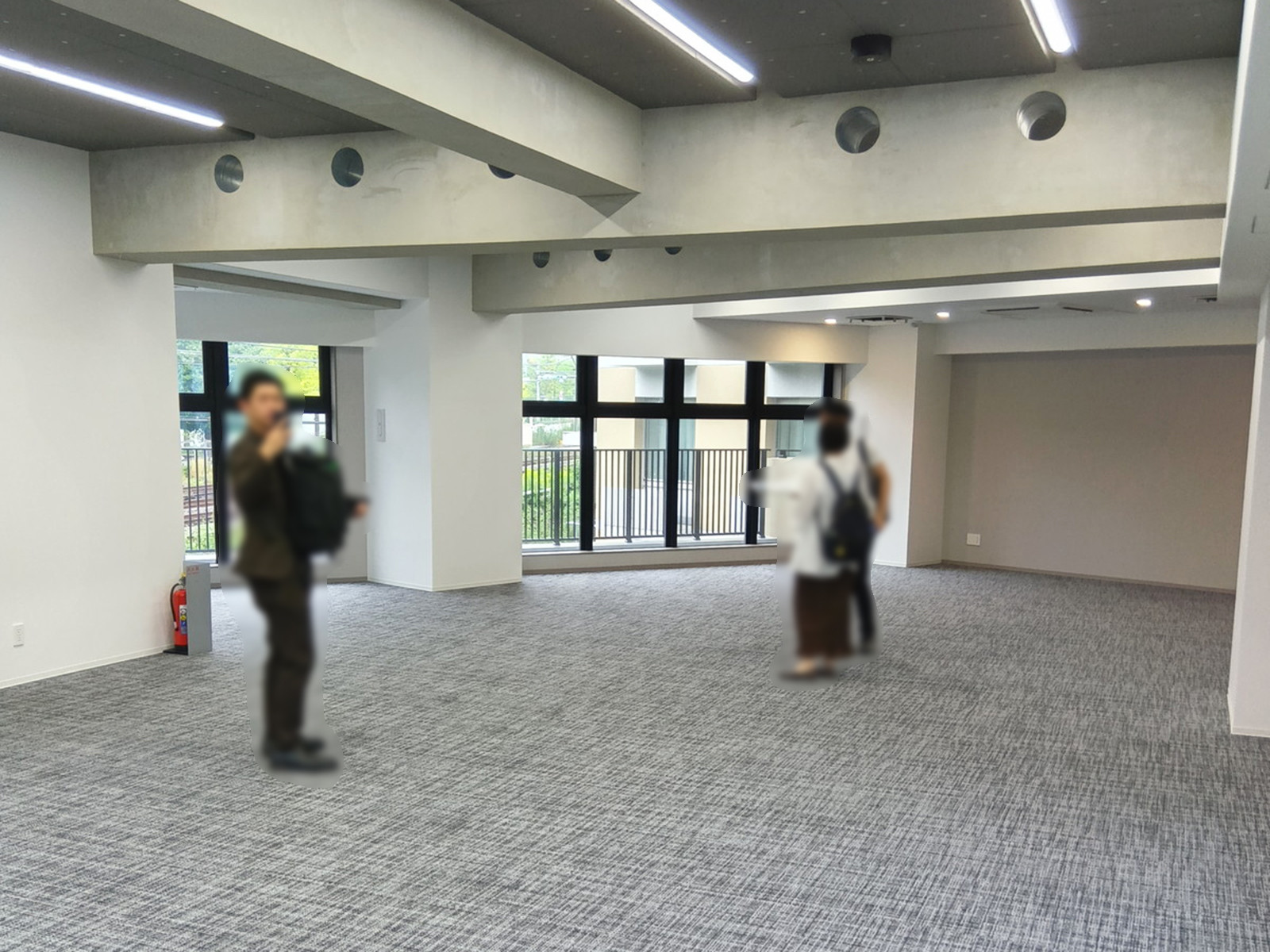 別角度の様子