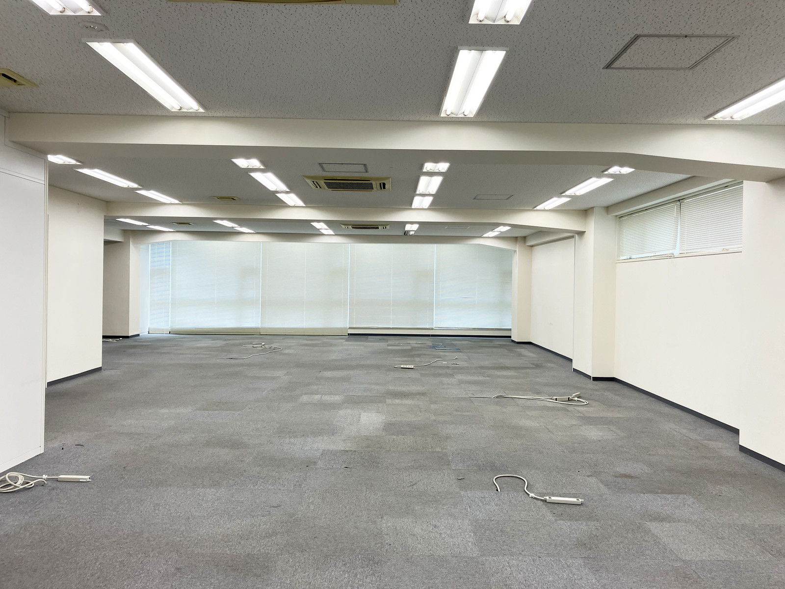 オフィス室内参考画像(4階・約80坪)