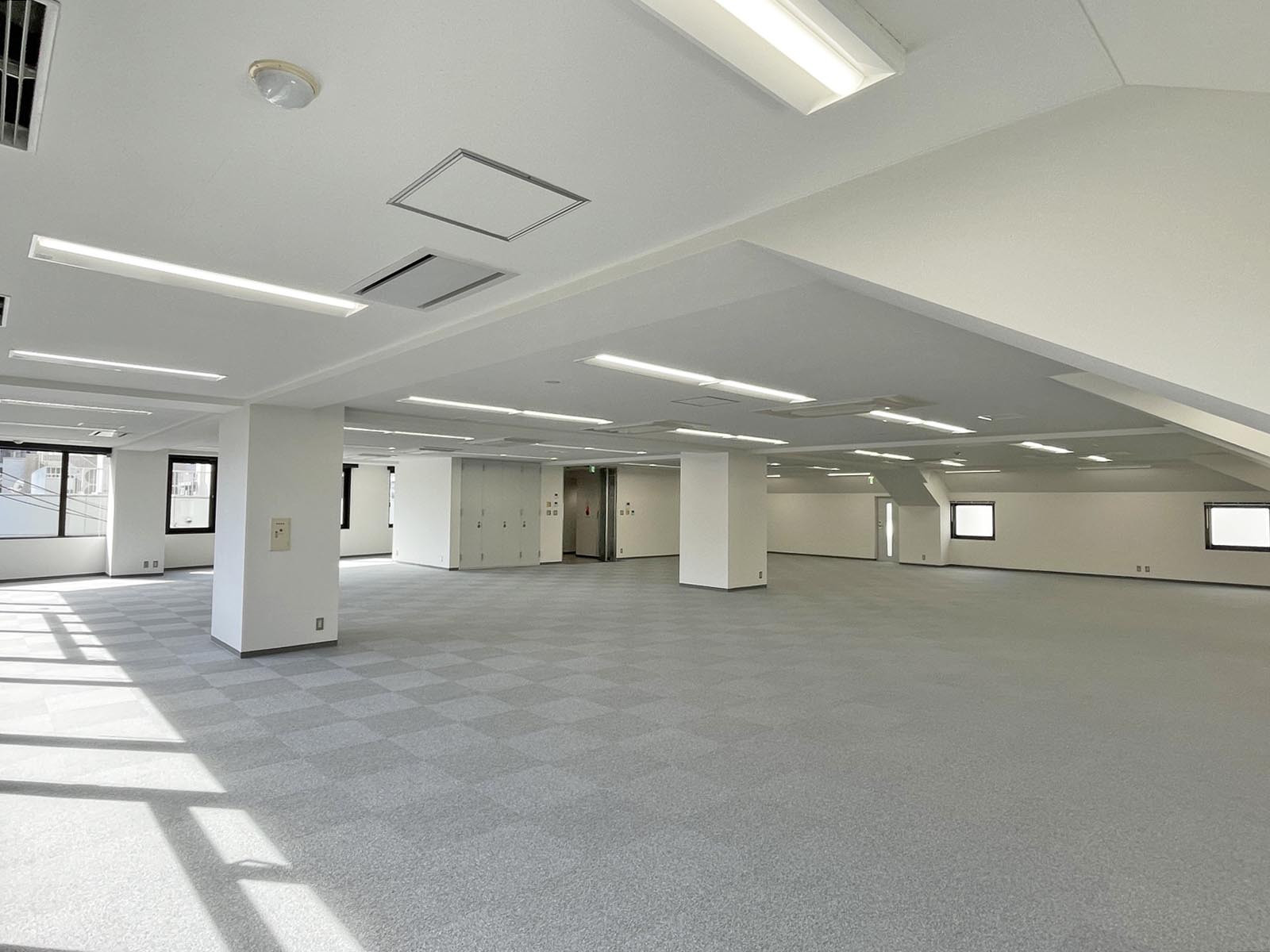 オフィス室内参考画像（4階・約97坪）