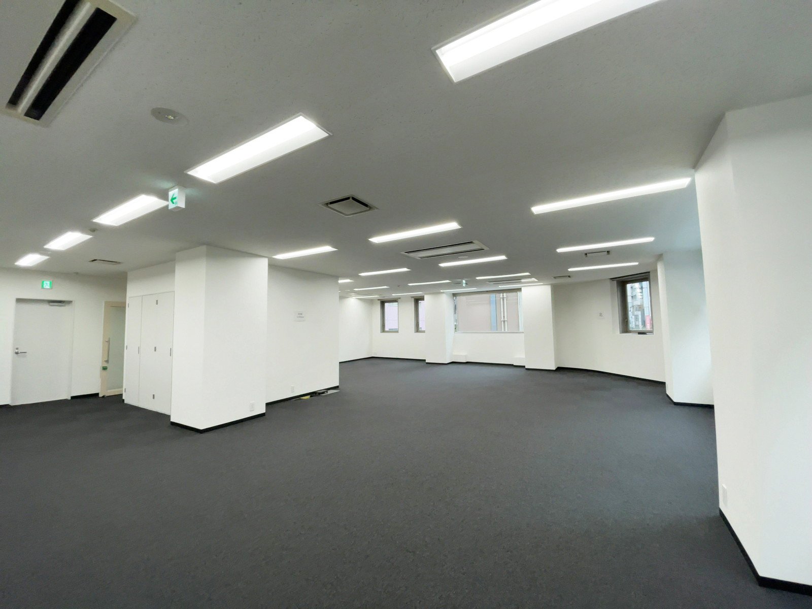 オフィス室内参考画像(3階・約48坪)