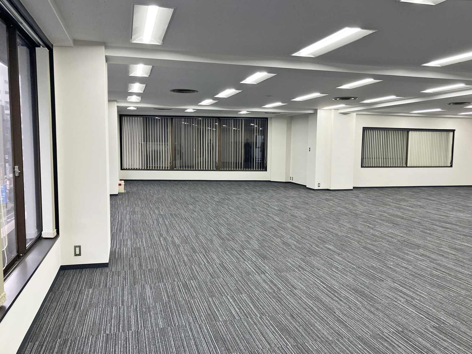 別角度の様子