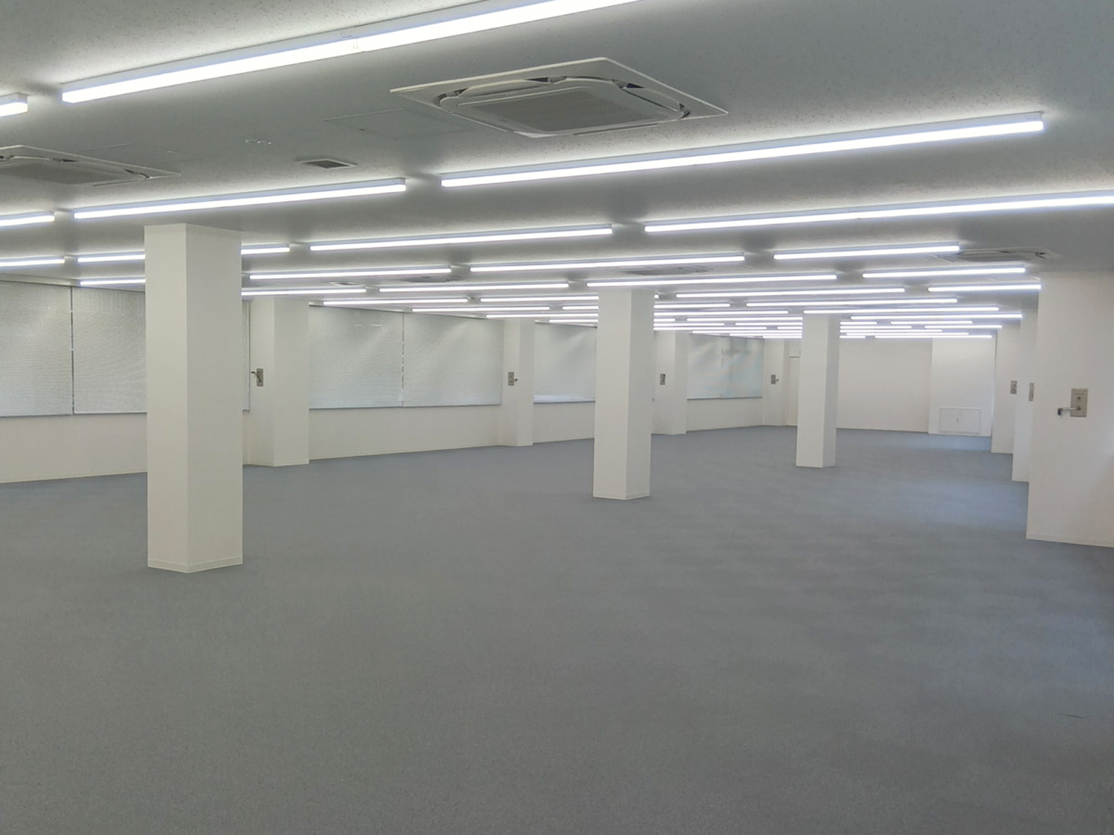 オフィス室内参考画像（2階・約117坪）