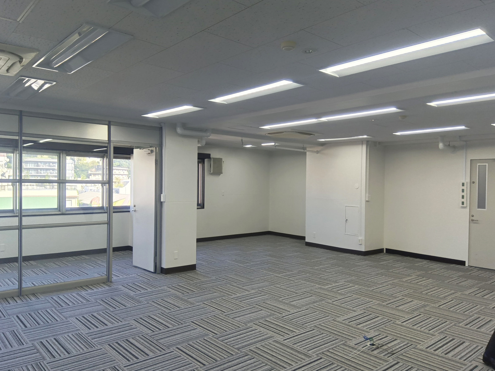 オフィス室内参考画像（502号室・約39坪）