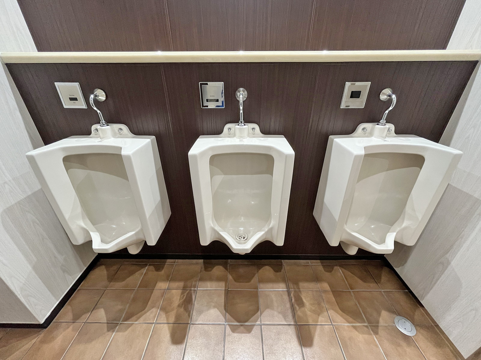 男性用トイレ