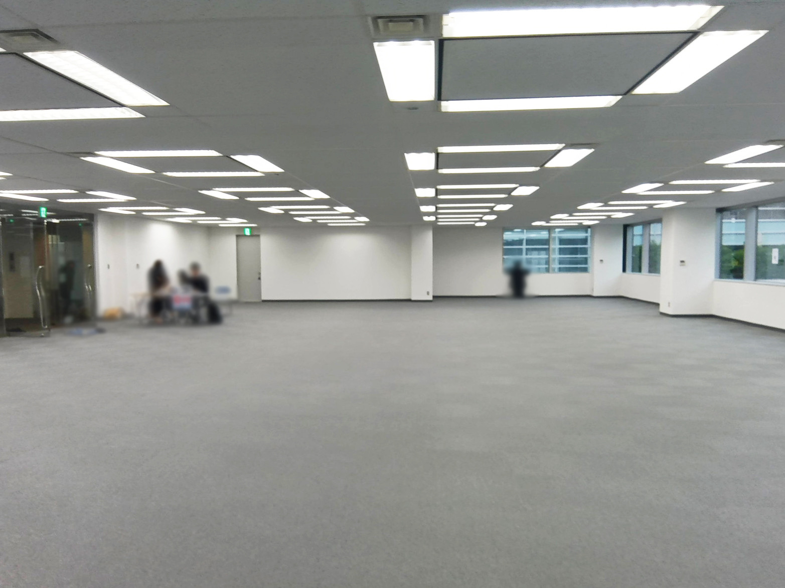 明るい室内
