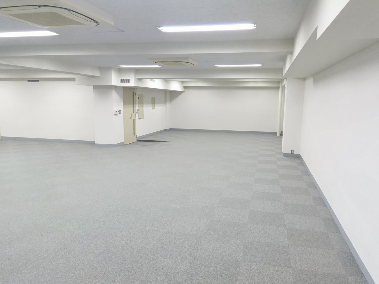 別角度の様子