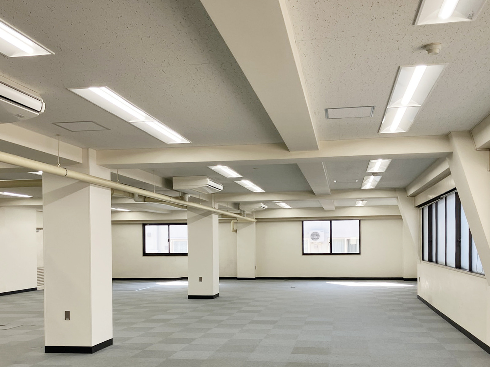 オフィス室内参考画像(3階・約92坪)