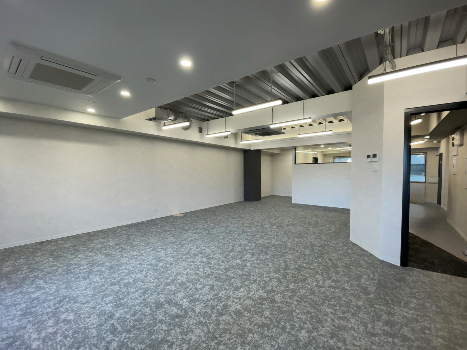 オフィス室内参考画像（5階・約27坪）