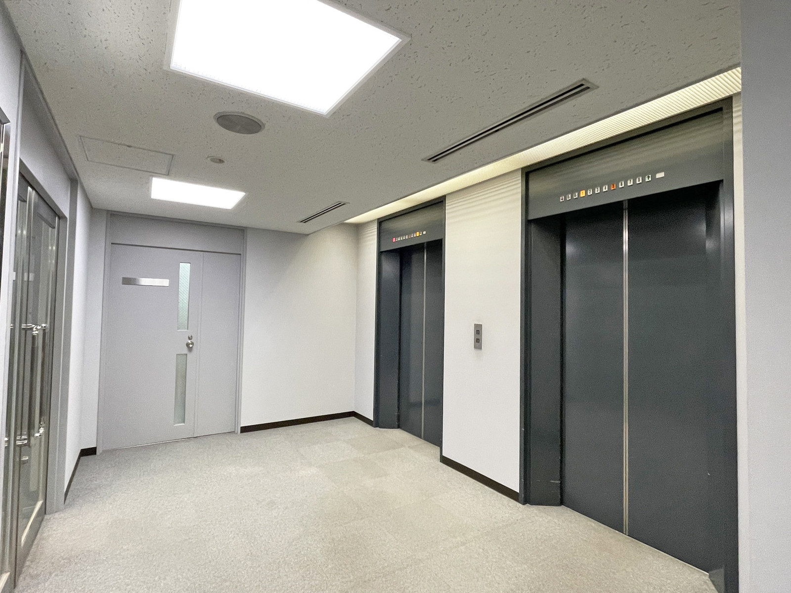 エレベーターホール