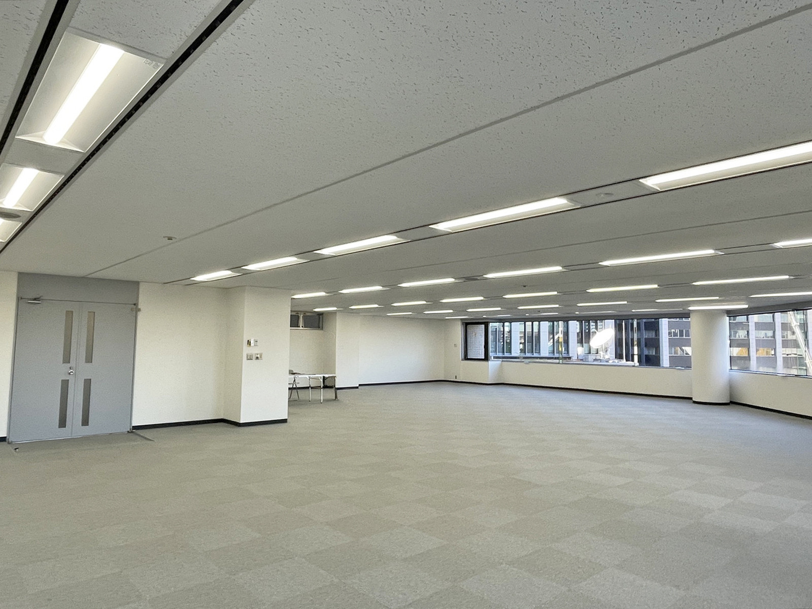 オフィス室内参考画像（5階・約76坪）