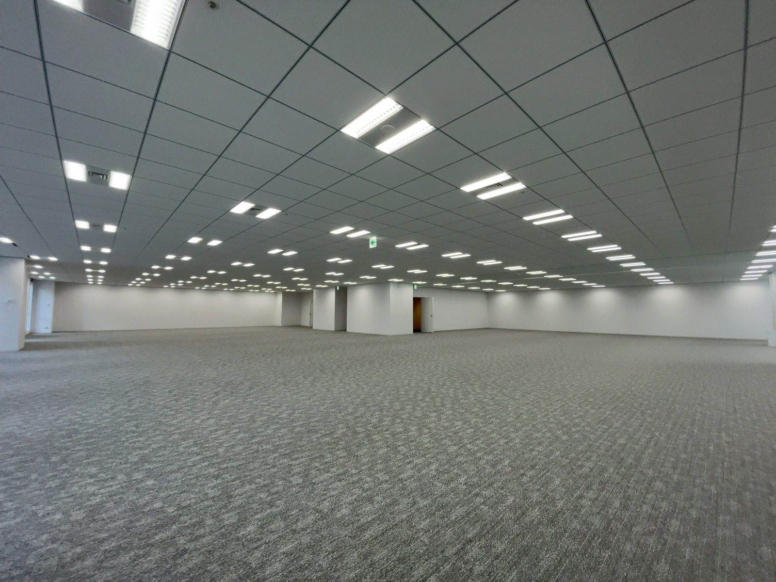 オフィス室内参考画像(3階・約140坪)