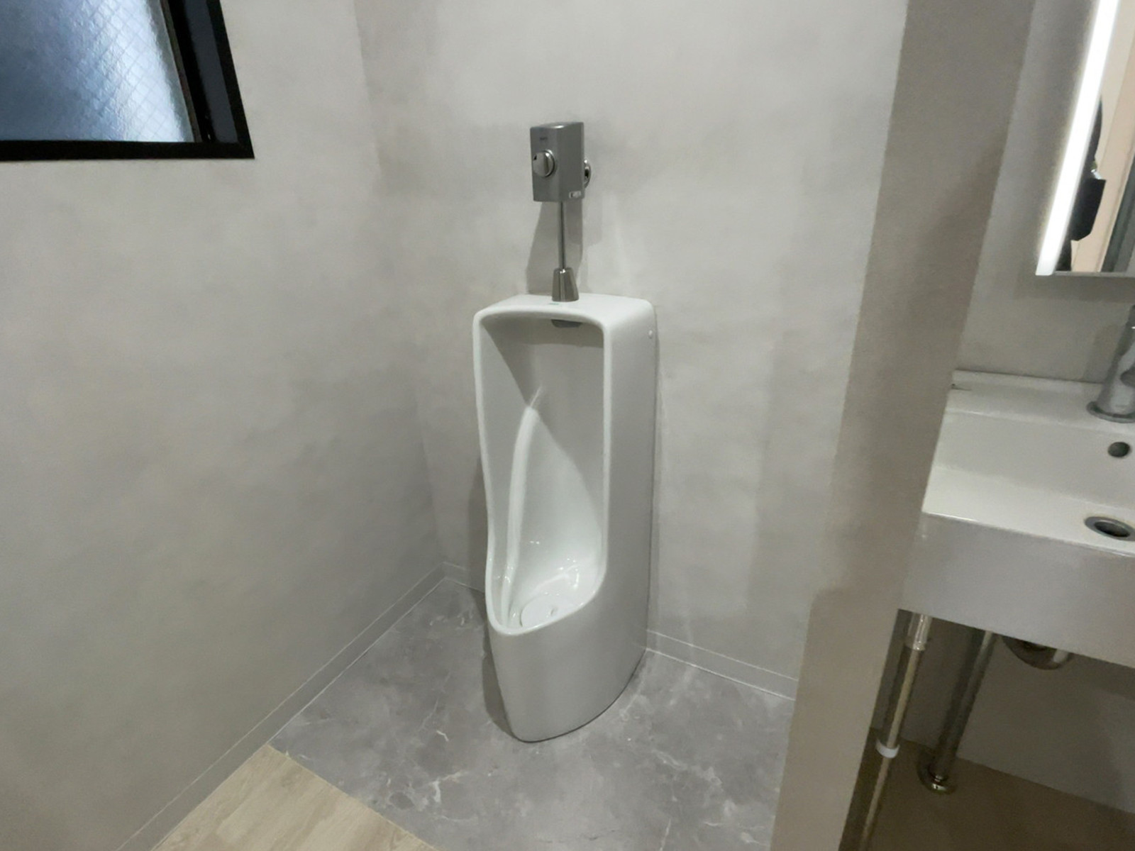 男性用トイレ