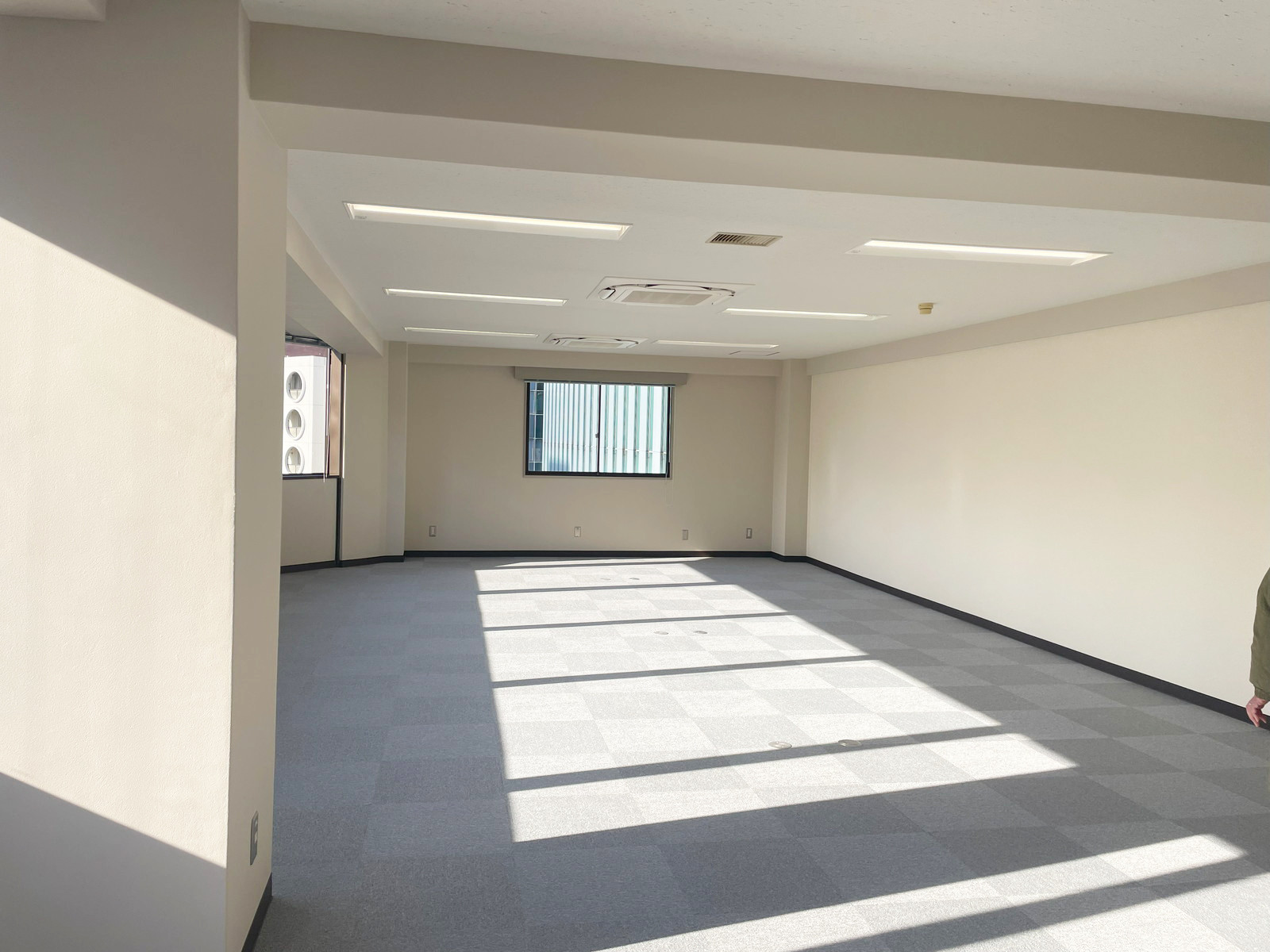 オフィス室内参考画像(9階・23坪)