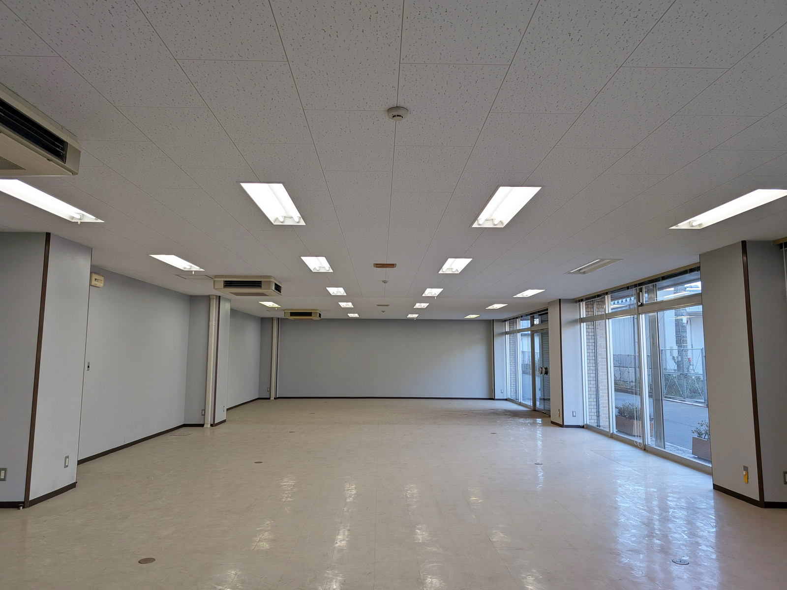 オフィス室内参考画像(1階・約48.9坪)