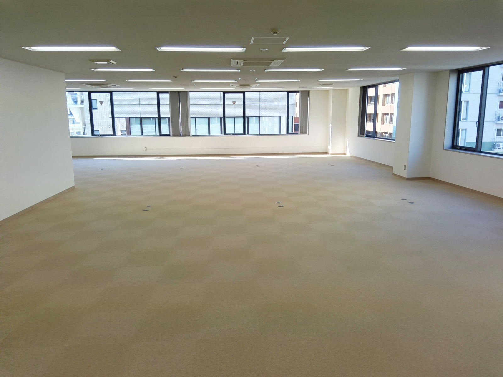 別角度の様子