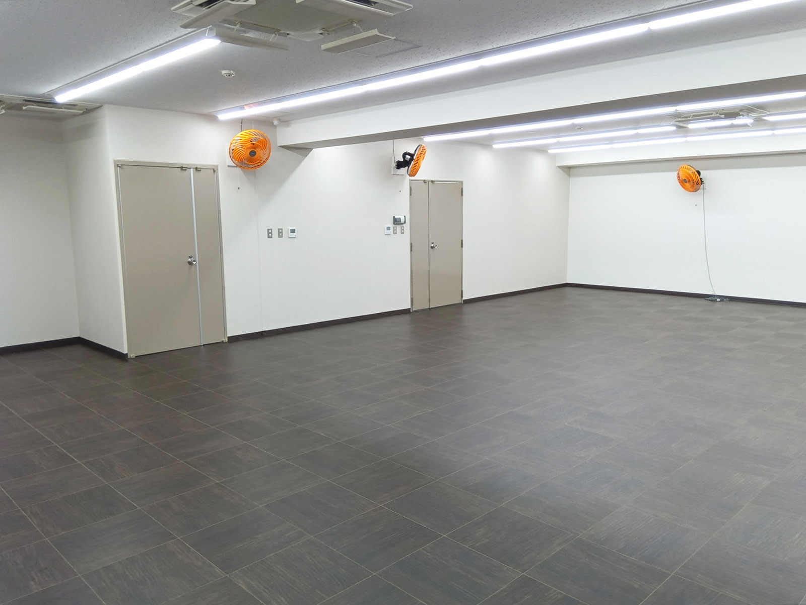 別角度の様子