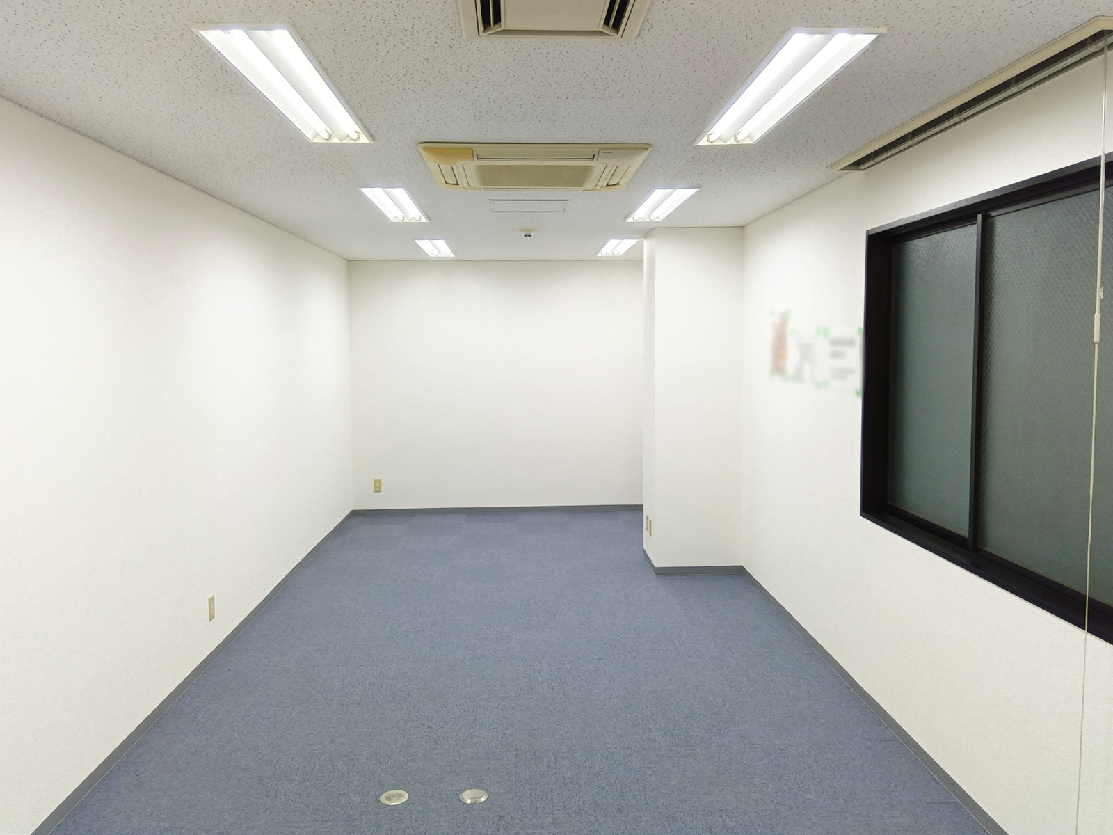 別角度の様子