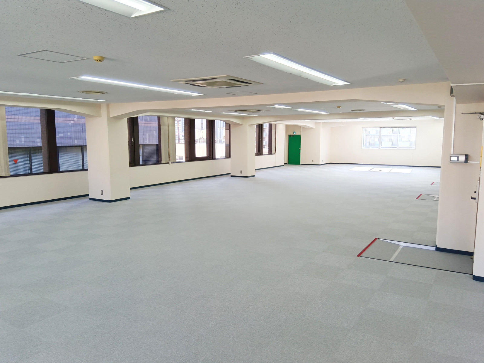 オフィス室内参考画像(7階・約96坪)