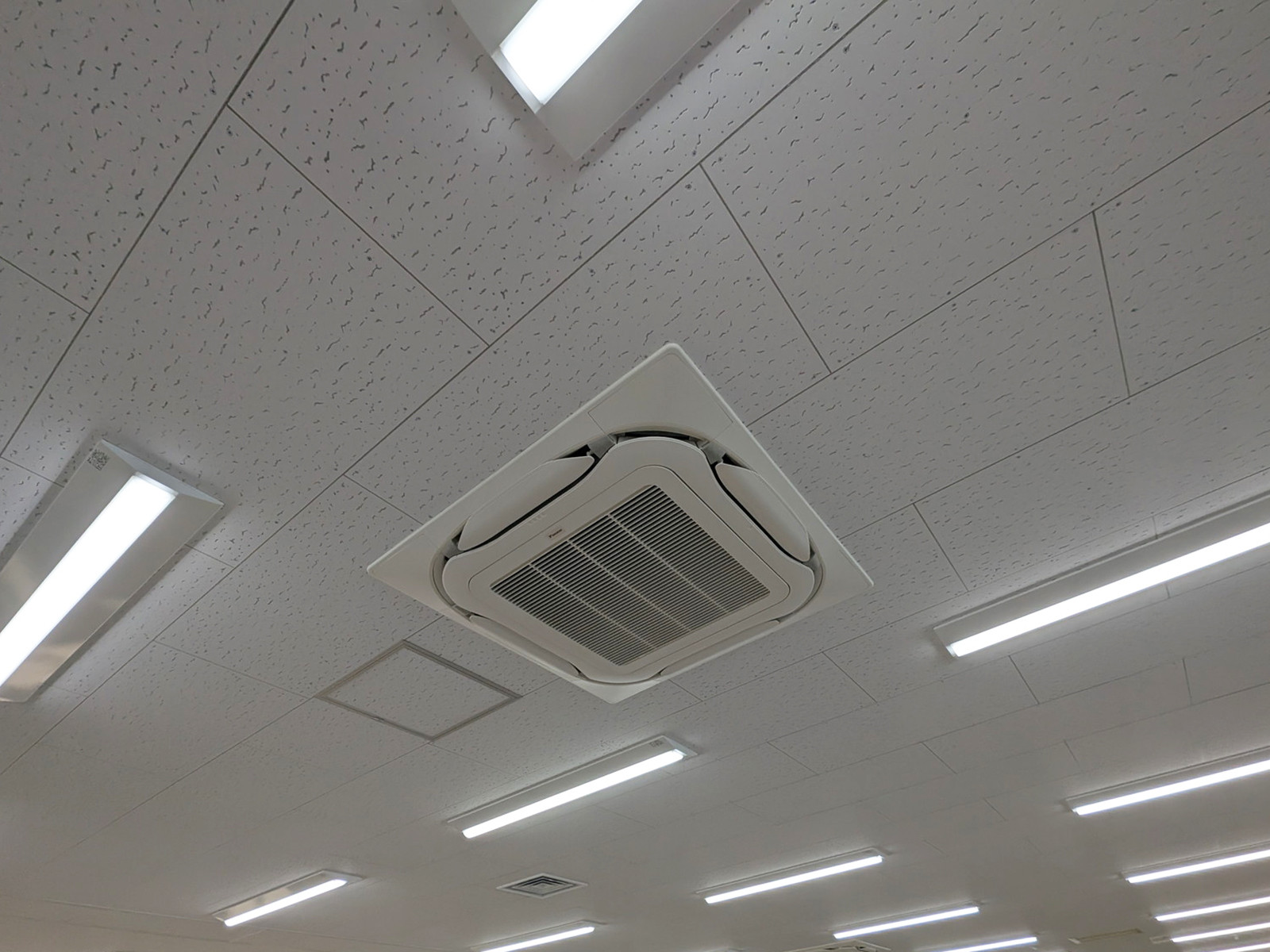 空調