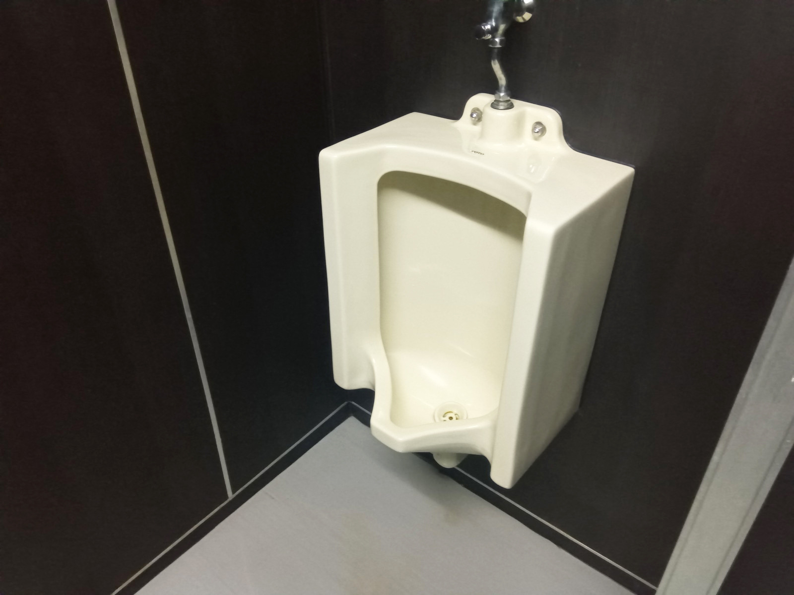男性用トイレ
