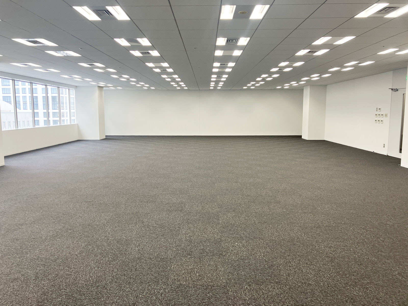 オフィス室内参考画像(10階・約75坪)