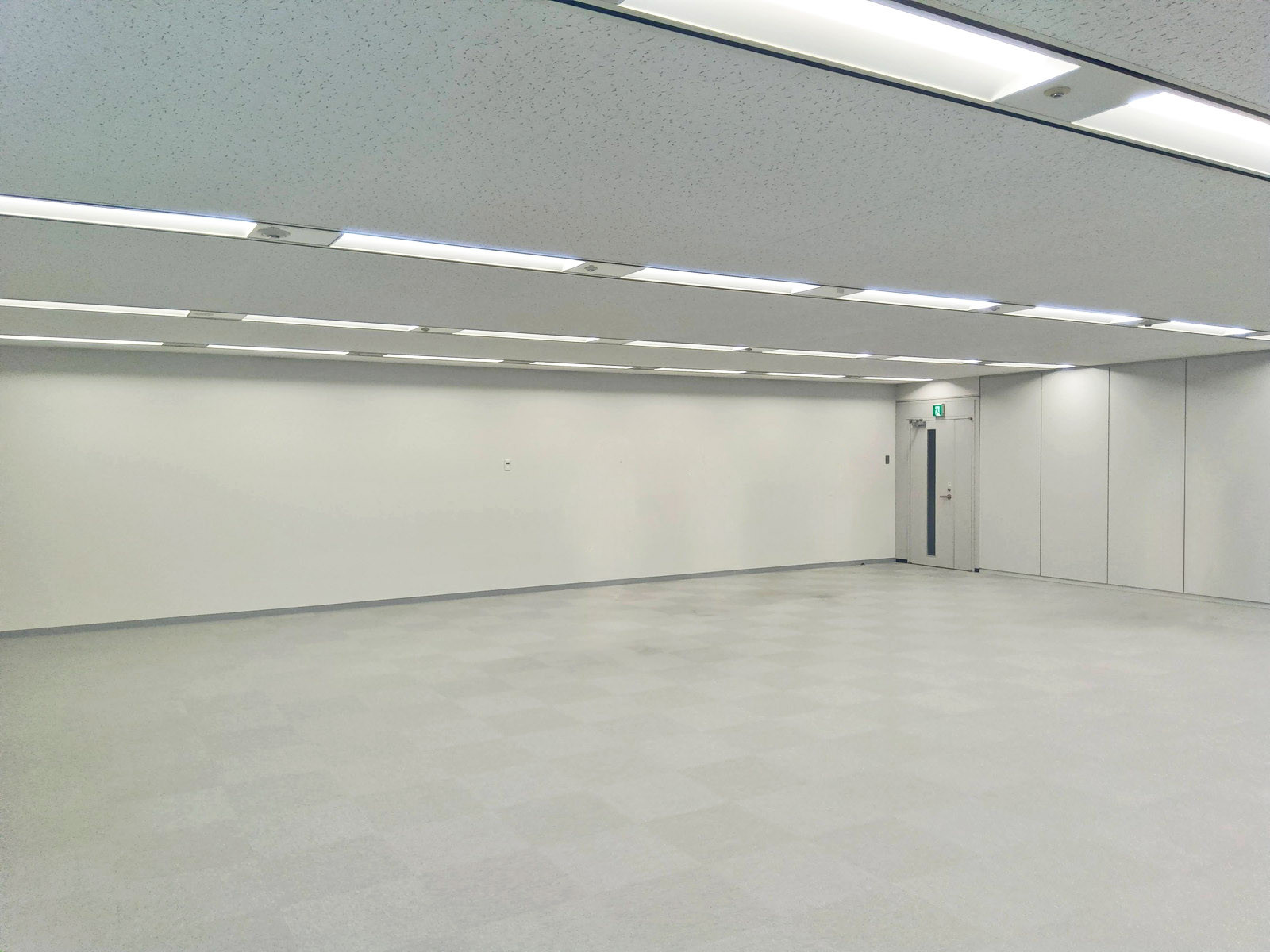 別角度の様子