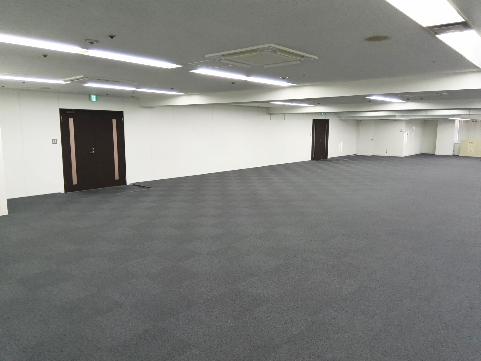 明るい室内