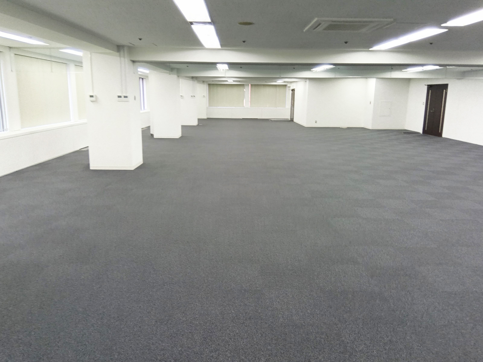 別角度の様子