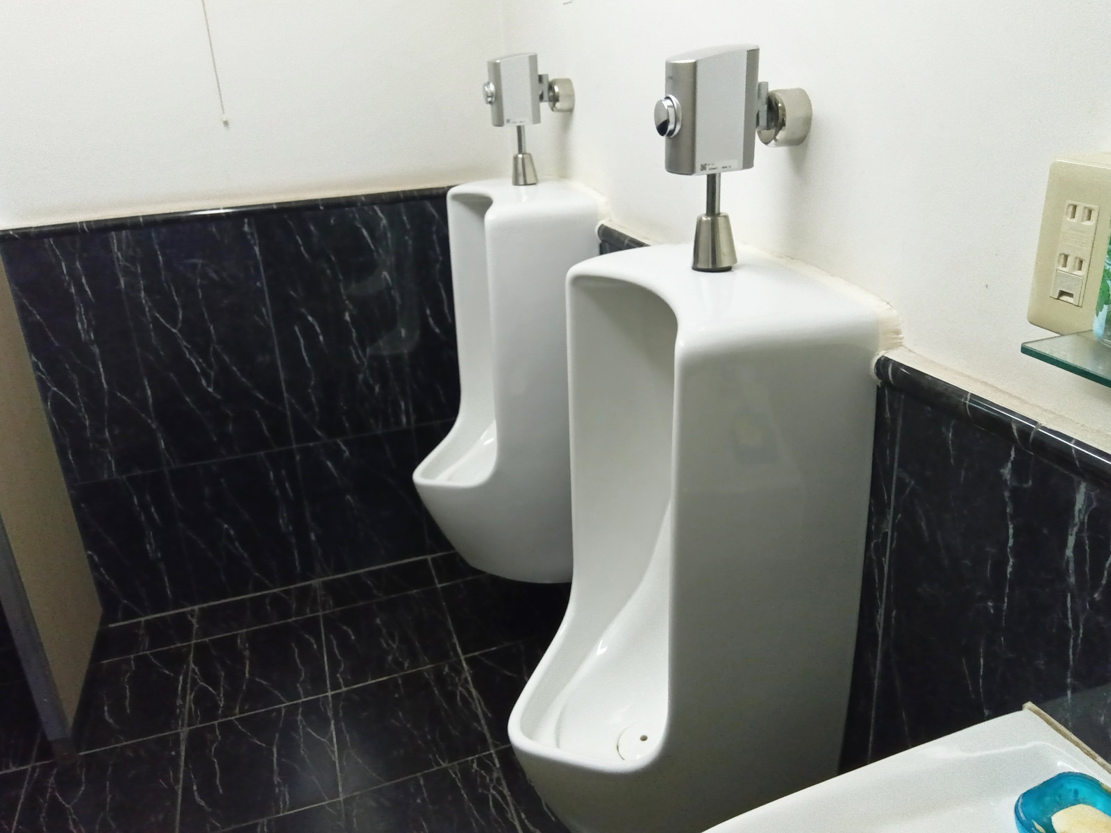 男性用トイレ