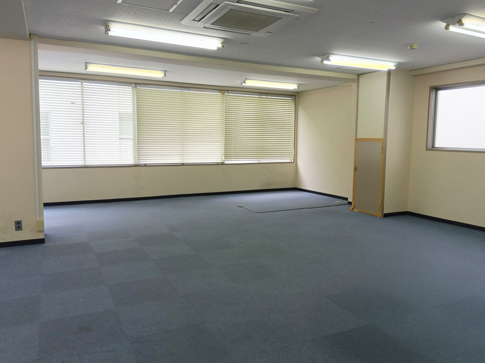 オフィス室内参考画像(4階・約29坪)