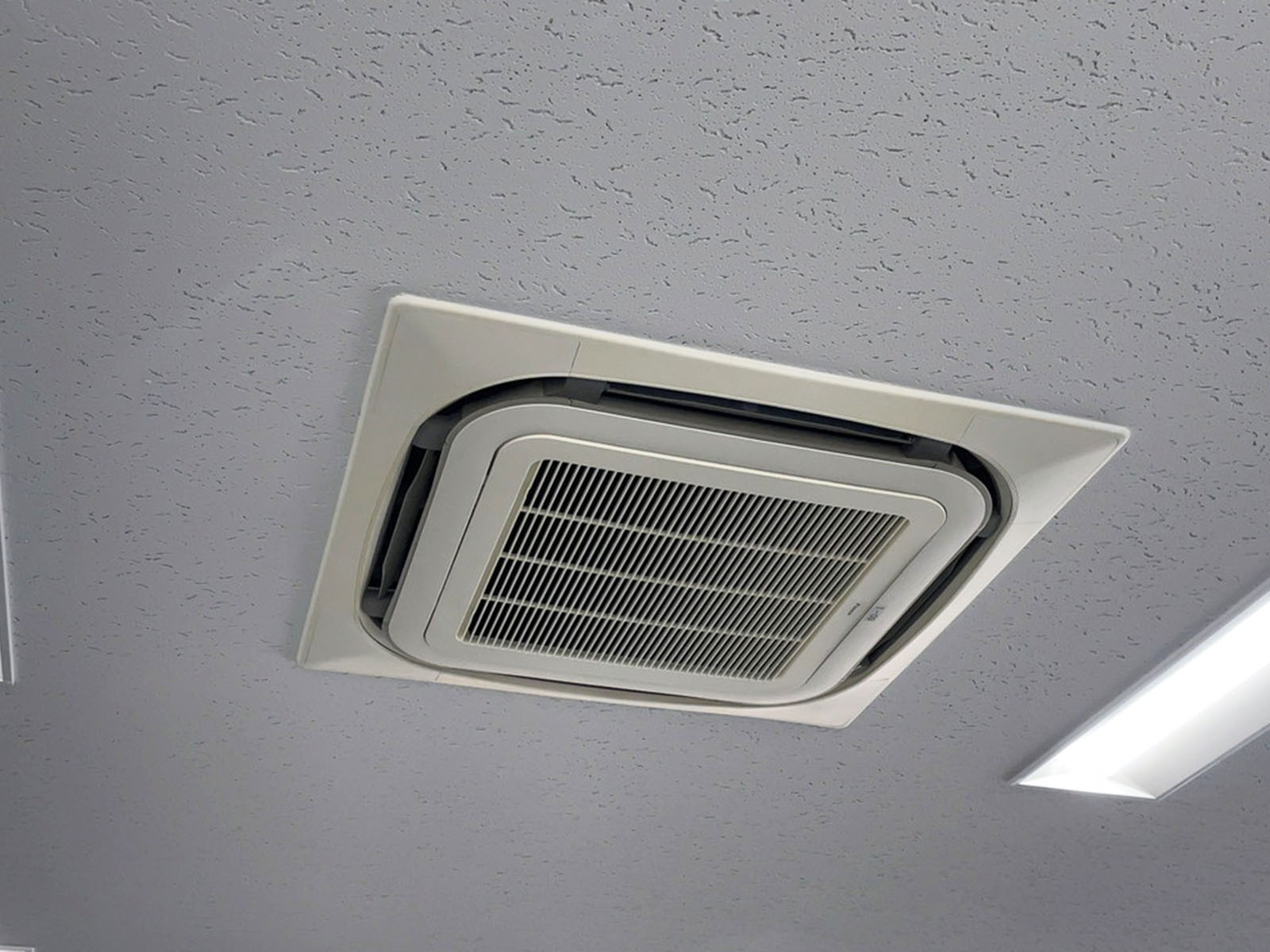 空調