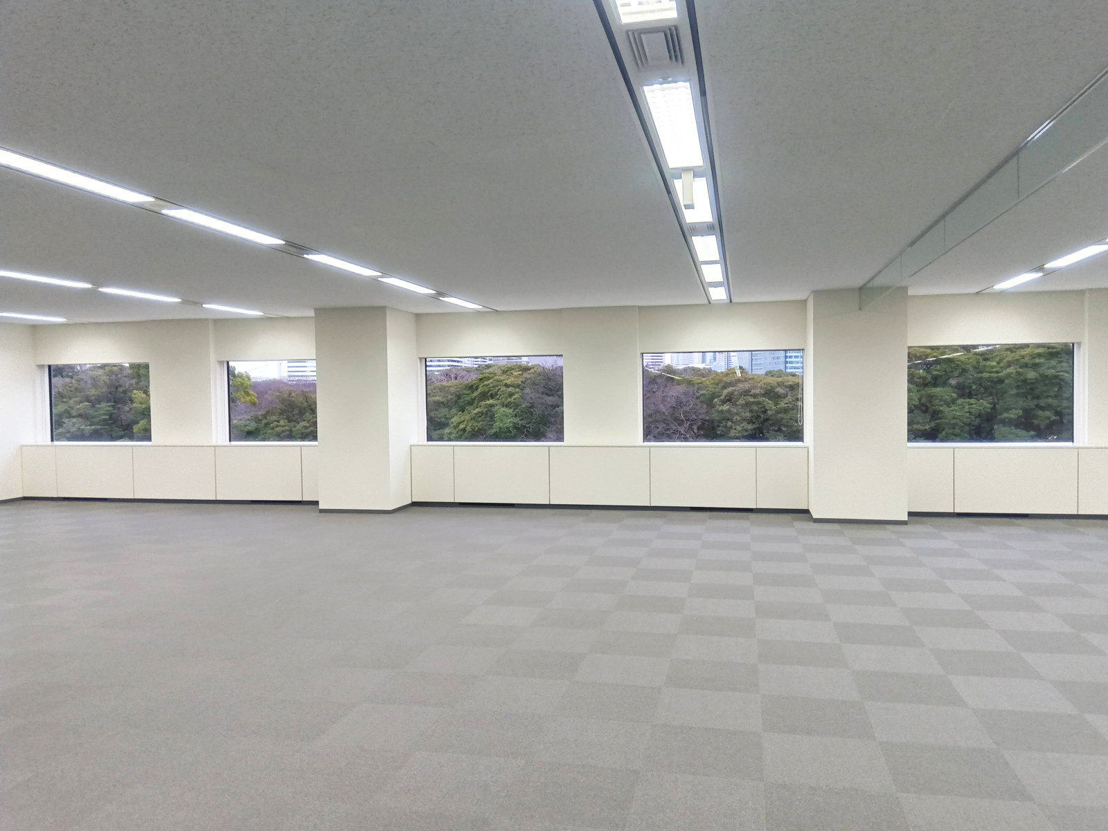 明るい室内