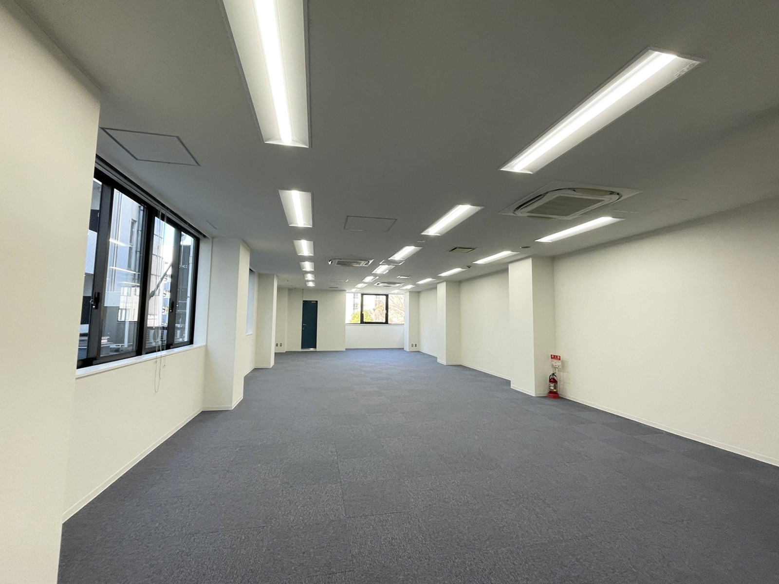 オフィス室内参考画像(5階・約37坪)