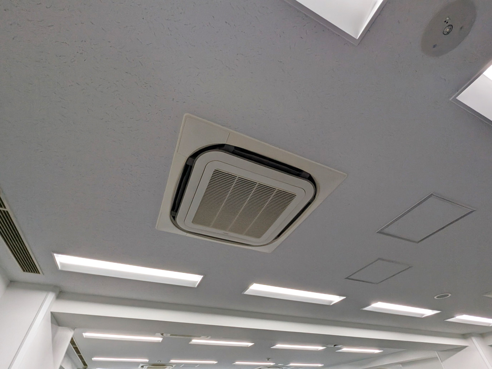 空調