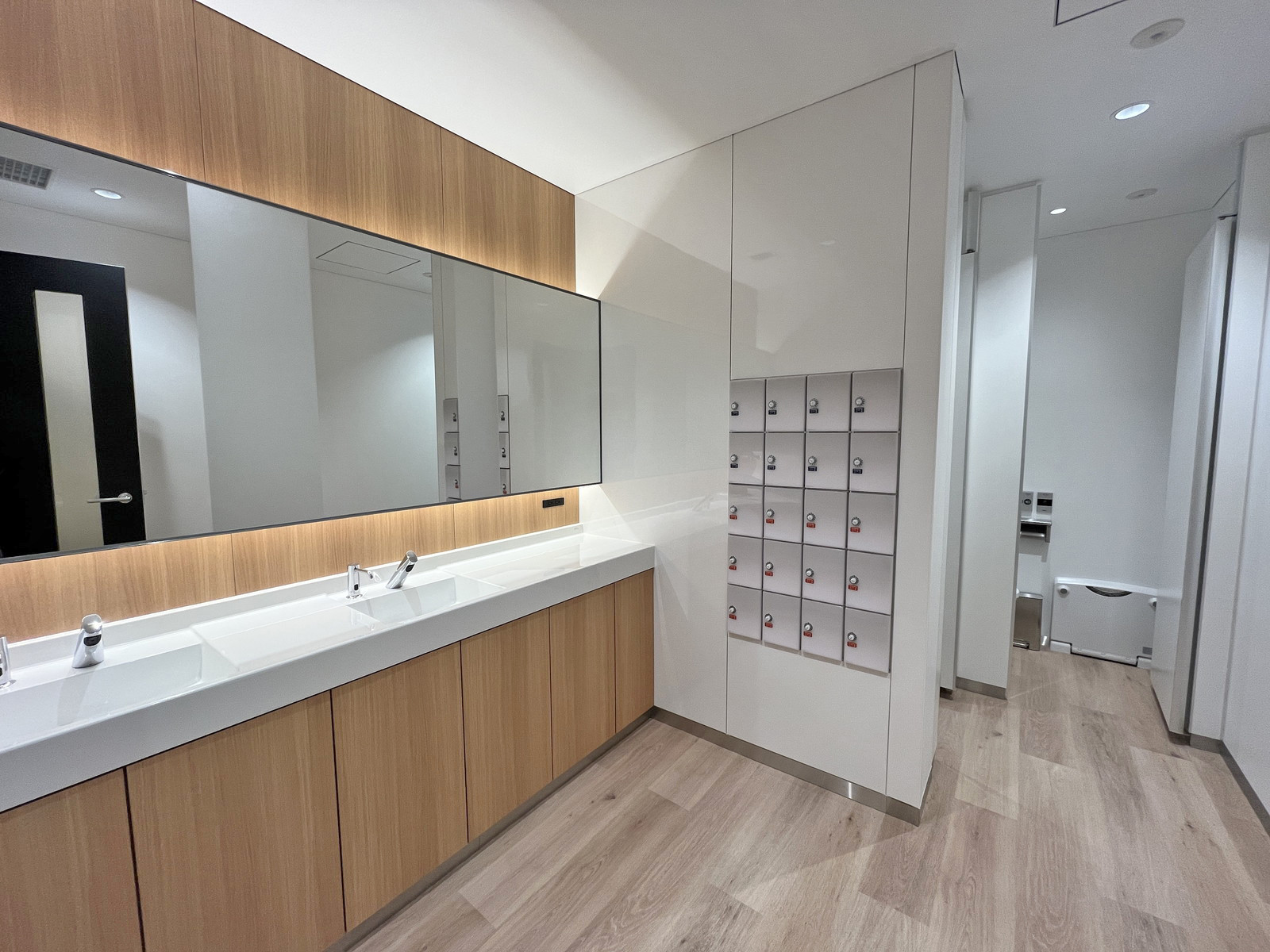 女性用トイレ全体の様子