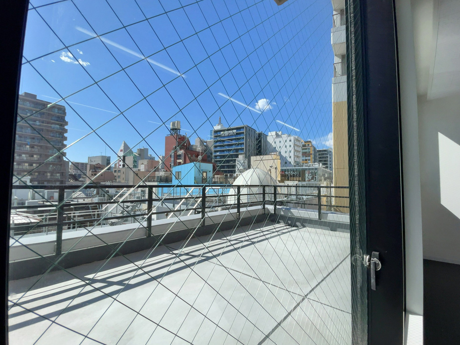 バルコニー（4階）