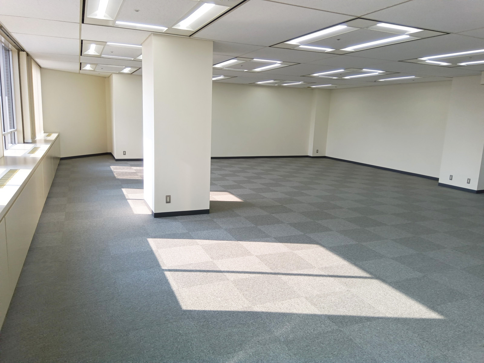 別角度の様子