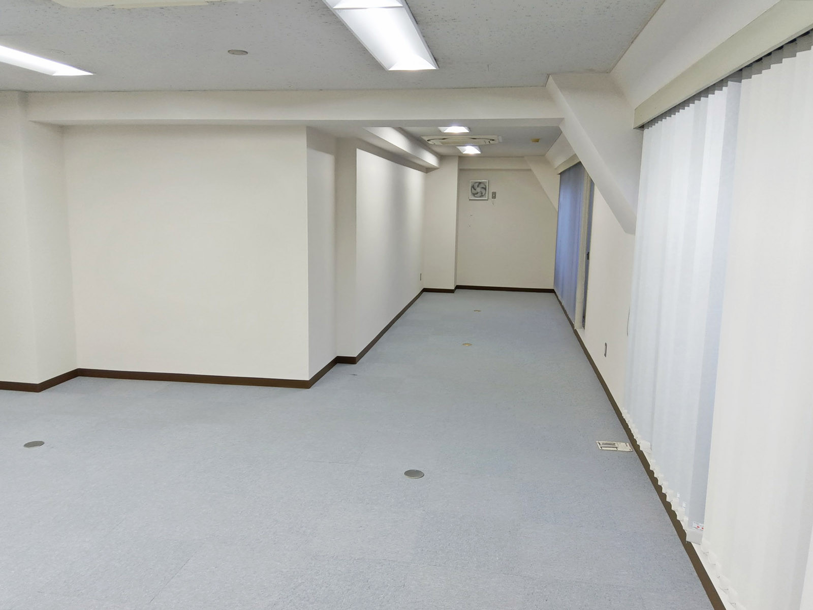 オフィス室内参考画像(9階・約21坪)