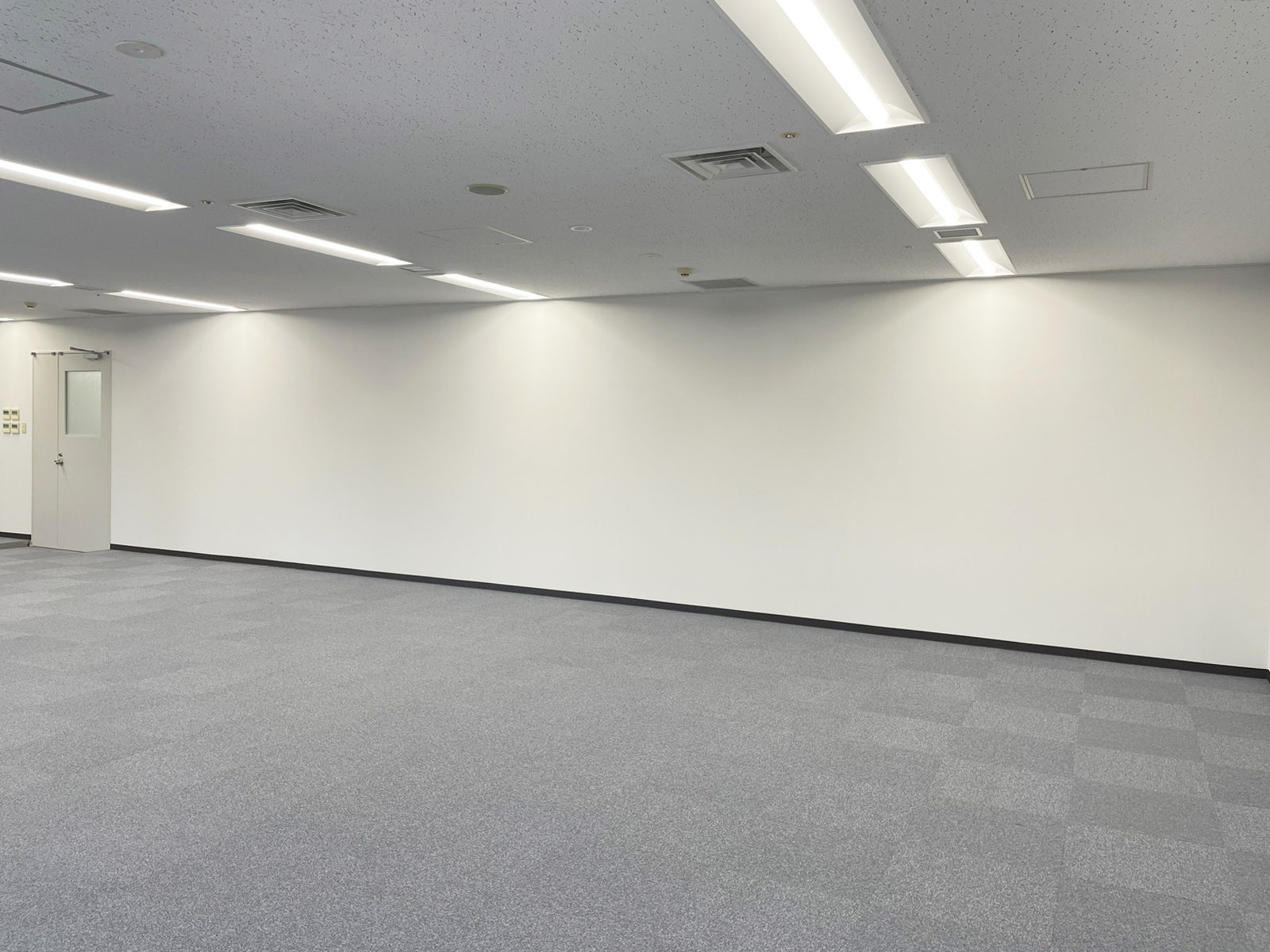 別角度の様子