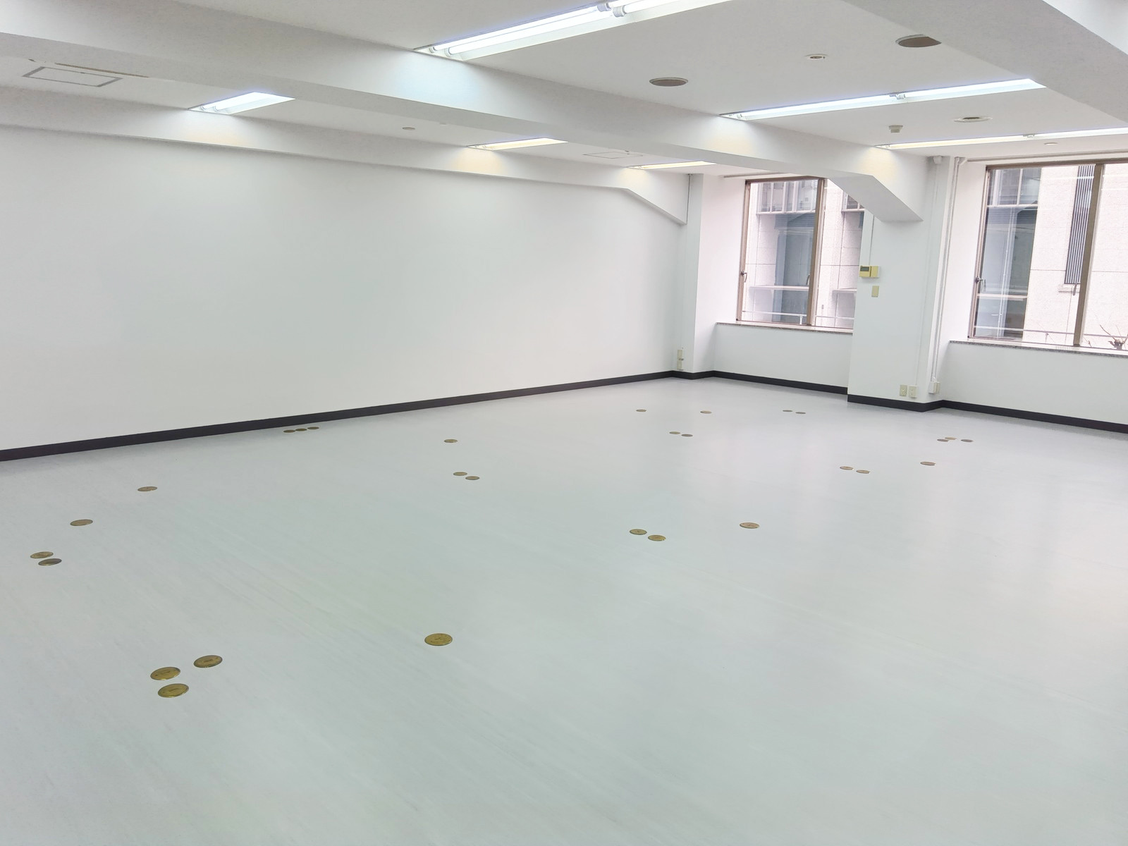 オフィス室内参考画像(2階・約29坪)