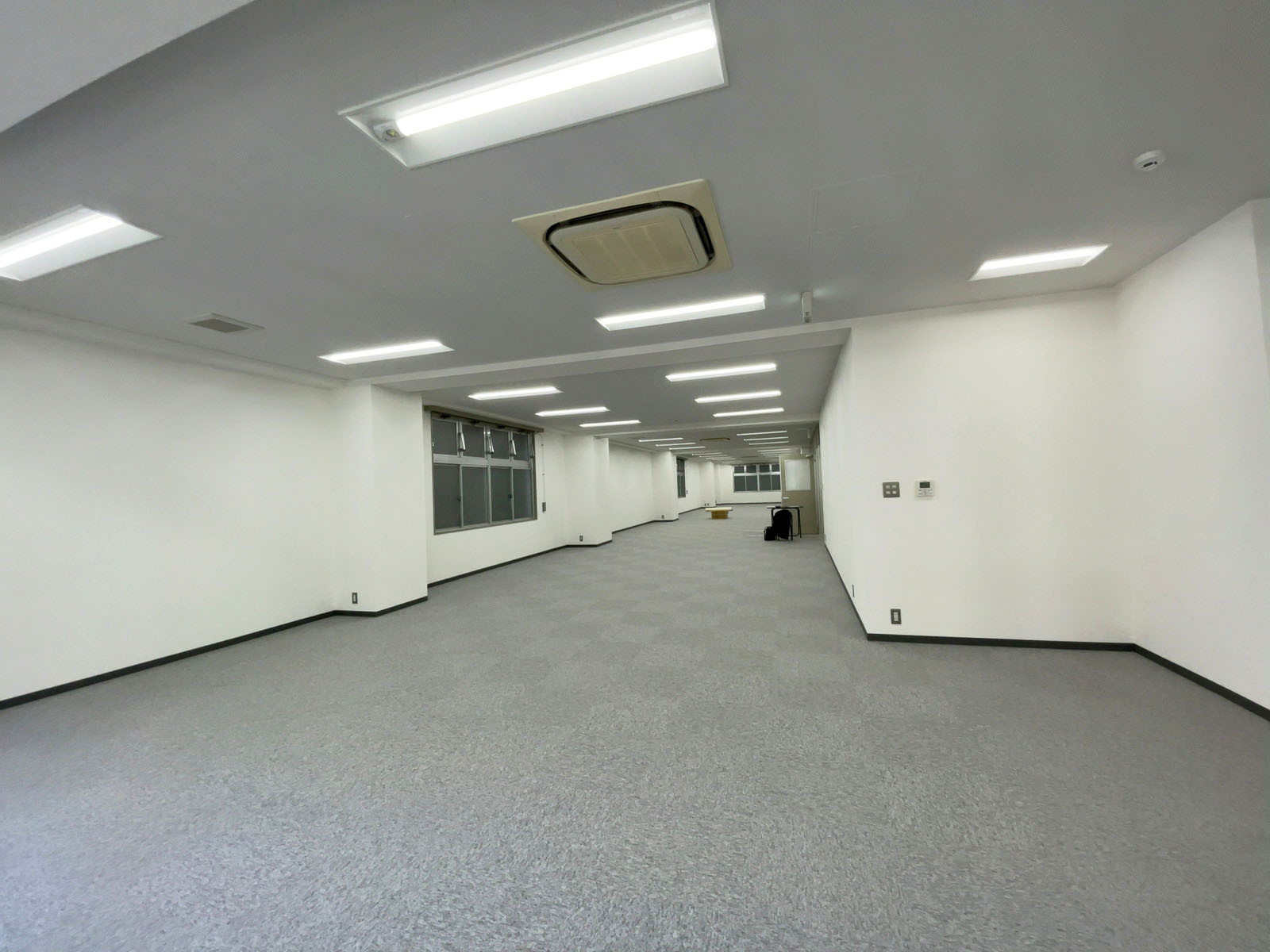 オフィス室内参考画像(3階・約67坪)