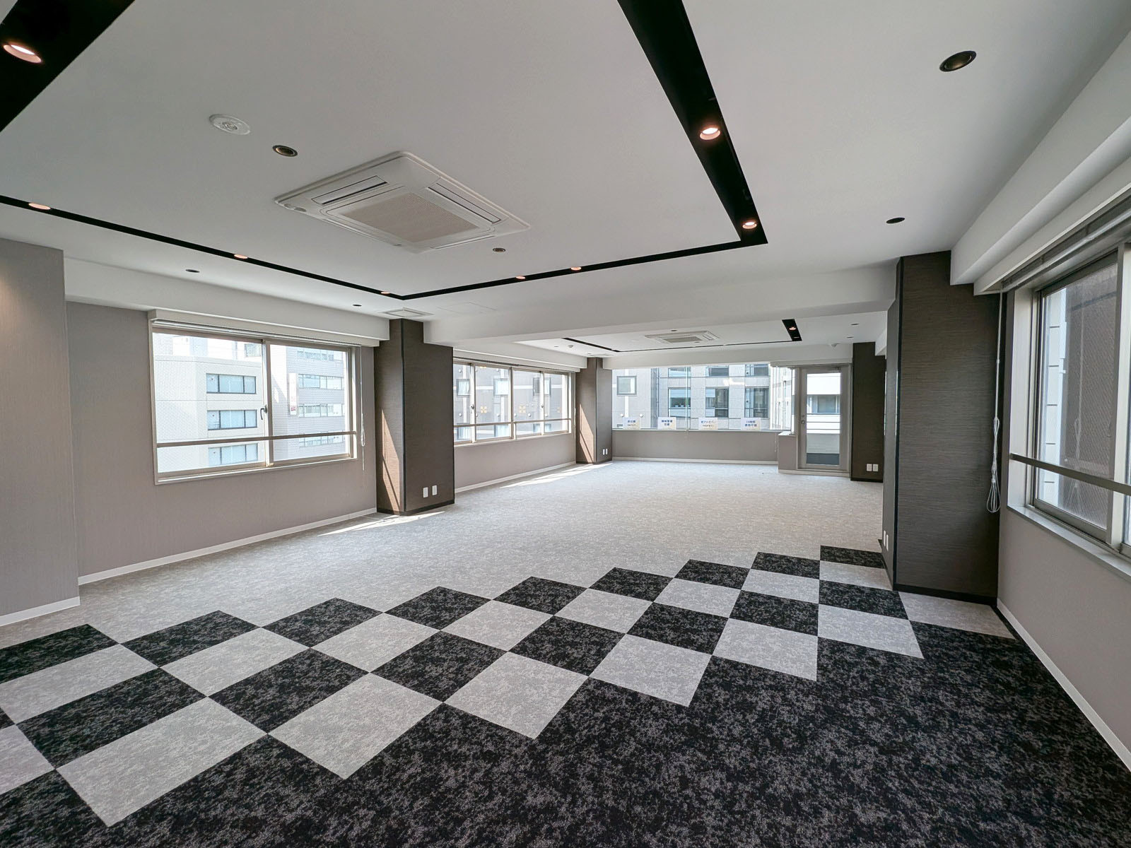 オフィス室内参考画像(7階・約34.42坪)