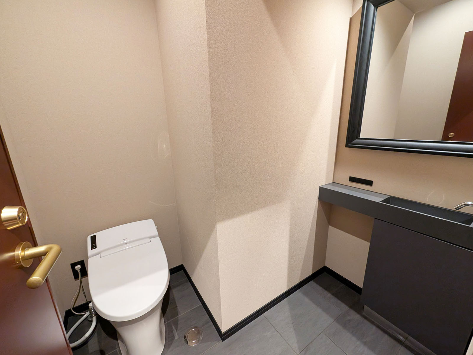 男性用トイレ