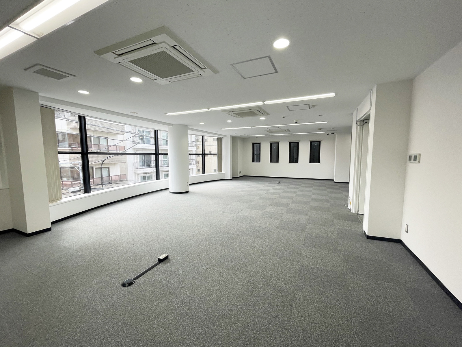 オフィス室内参考画像(3階・約40坪)